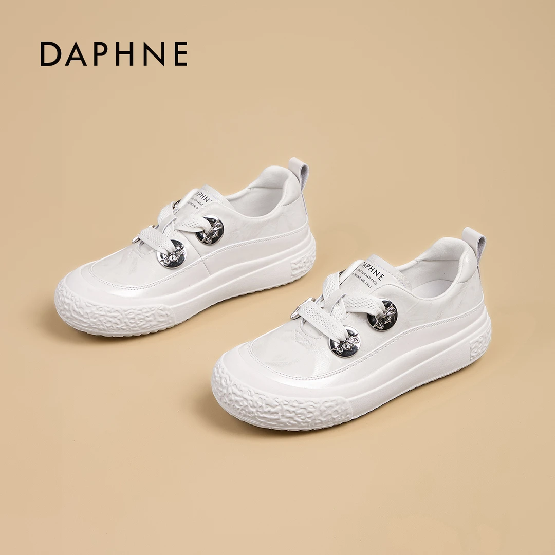 达芙妮时尚潮流板鞋2025年秋季新款舒适百搭学生休闲小白鞋运动鞋