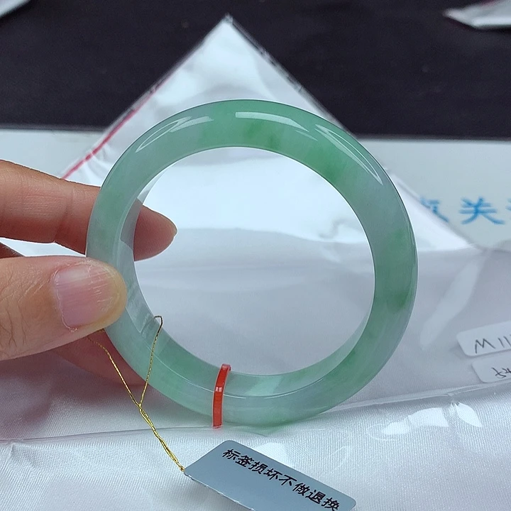 翡翠手镯未镶嵌54圈4679