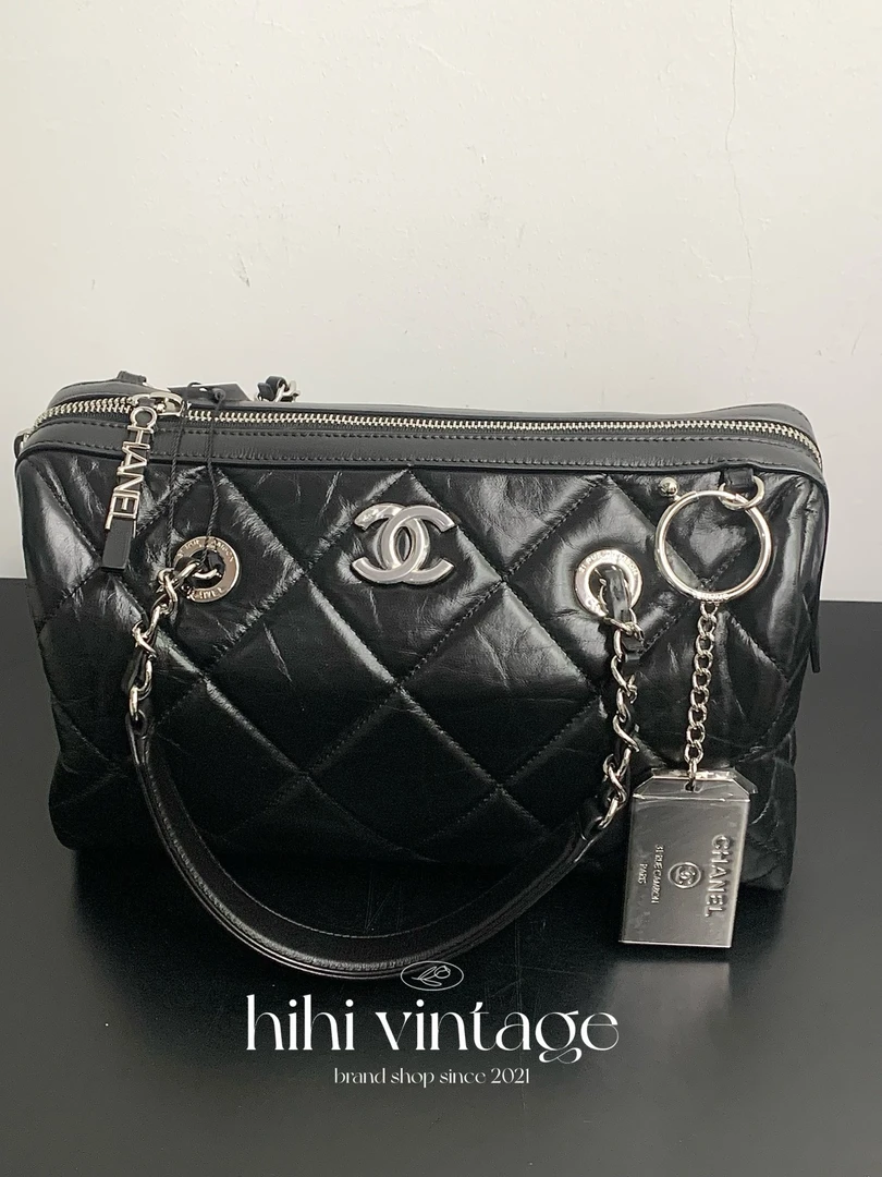 99新 Chanel/香奈儿 20C 黑银油蜡皮手提铭牌保龄球 29开 JL