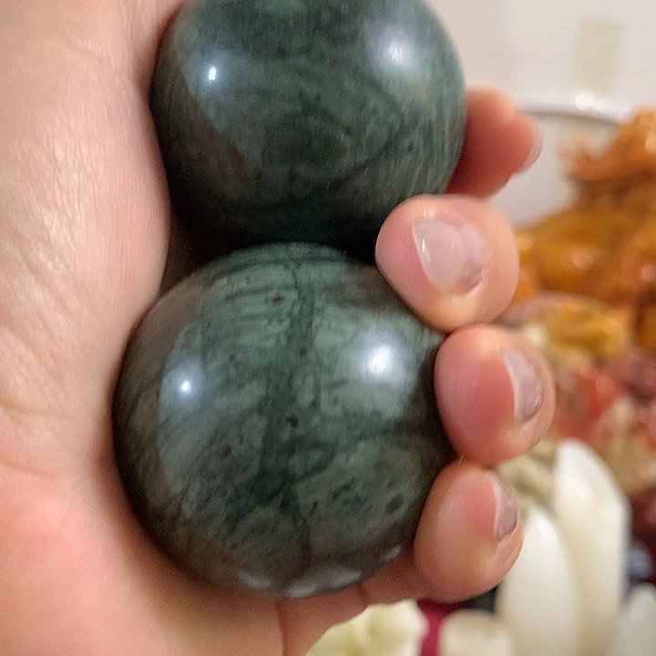 铜我是一只小猫咪呀