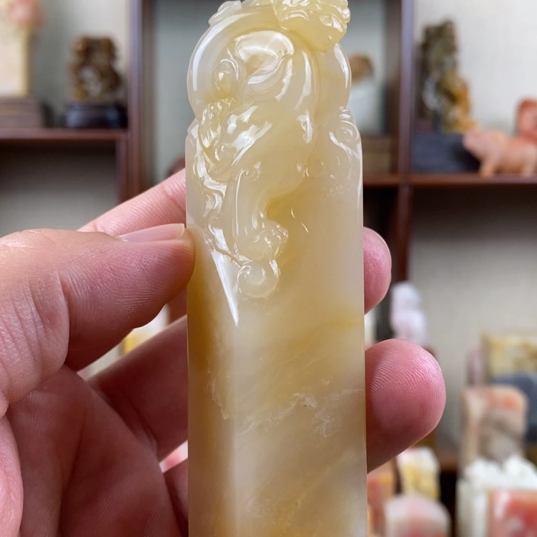 巴林石印石巴林石手工雕古兽钮章