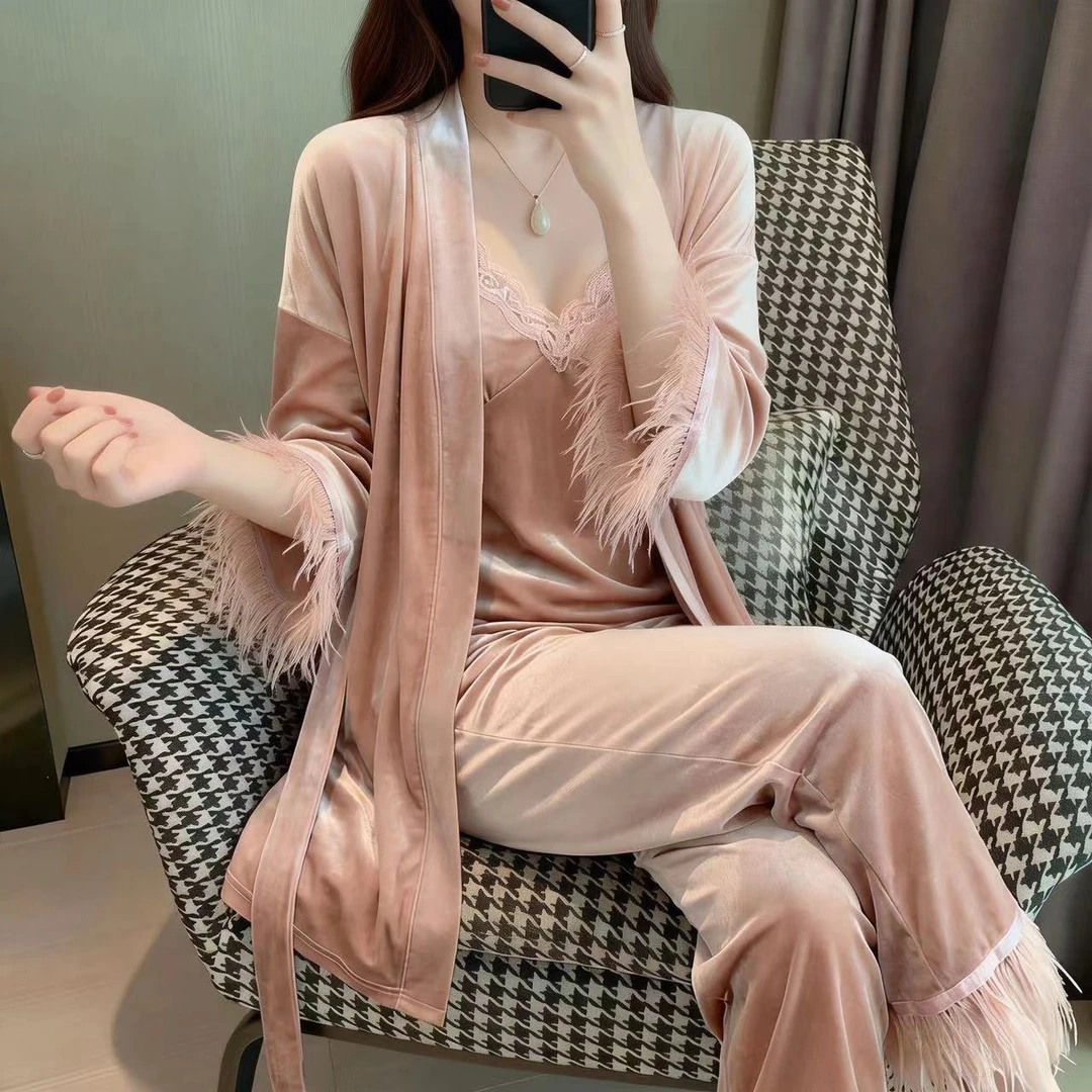 高级感金丝绒睡衣女秋冬款轻奢羽毛纯欲风浴袍式家居服三件套装