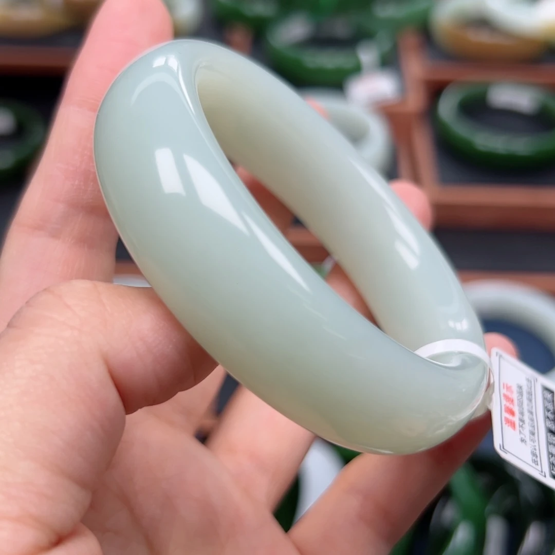 未镶嵌手镯和田玉5657