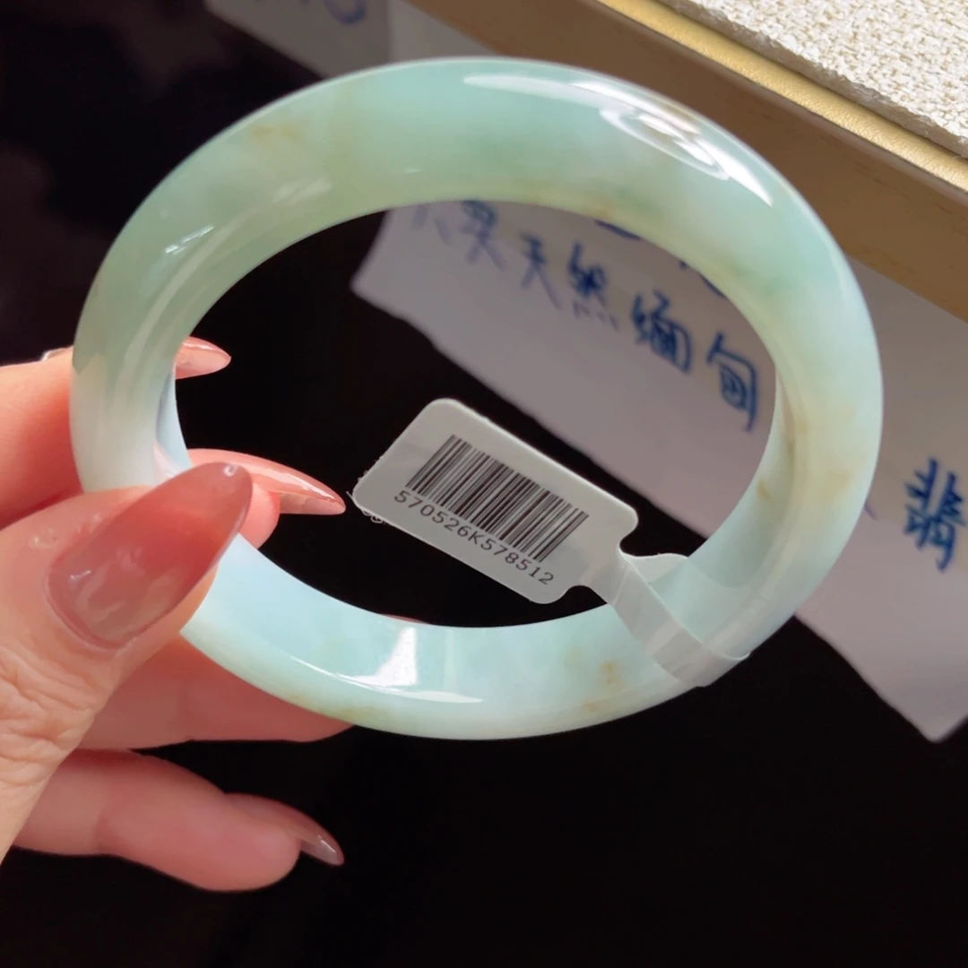 翡翠未镶嵌手镯手镯