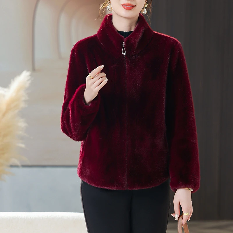 新中老年妈妈休闲短款外套冬季皮毛一体开衫时尚百搭加厚保暖女装