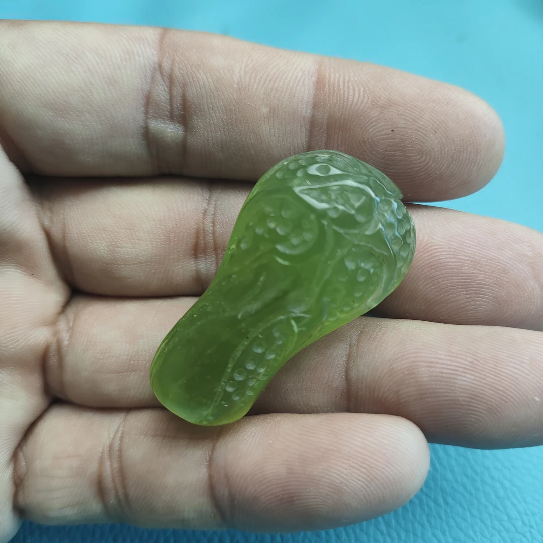 白菜岫玉天然玉石颈饰挂件