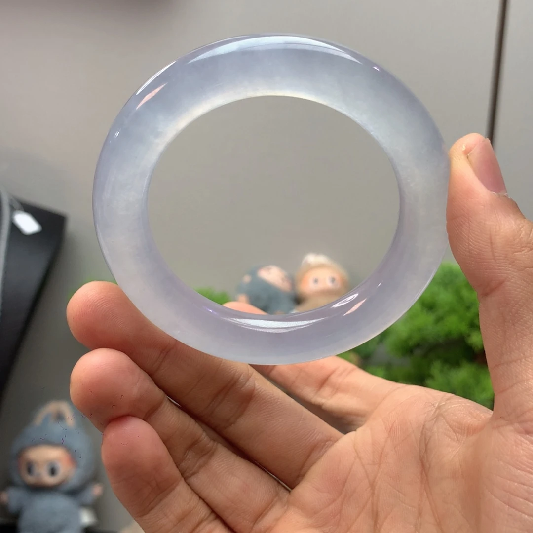 翡翠未镶嵌手镯肥圆