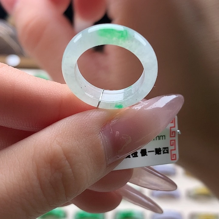 翡翠未镶嵌戒指12圈