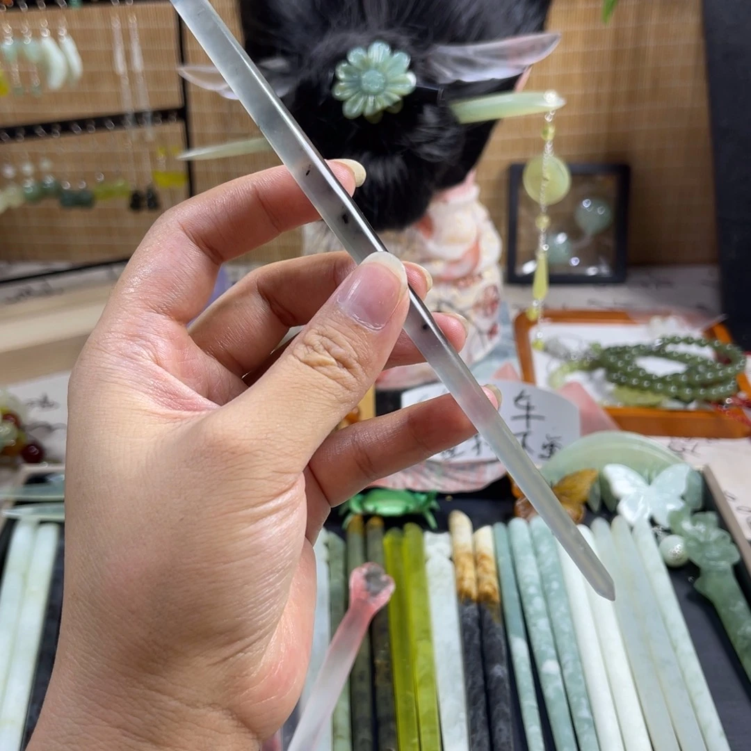 蛇纹石玉未镶嵌发饰