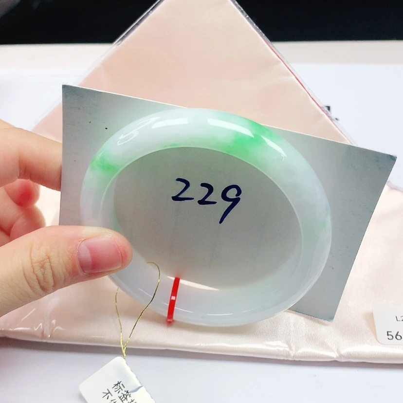 【闪购商品】翡翠手镯未镶嵌缅甸天然a货手镯56