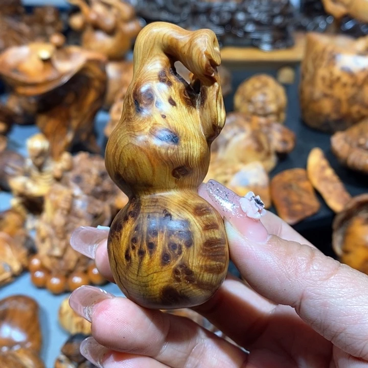 柏木笑*间太行崖柏陈化