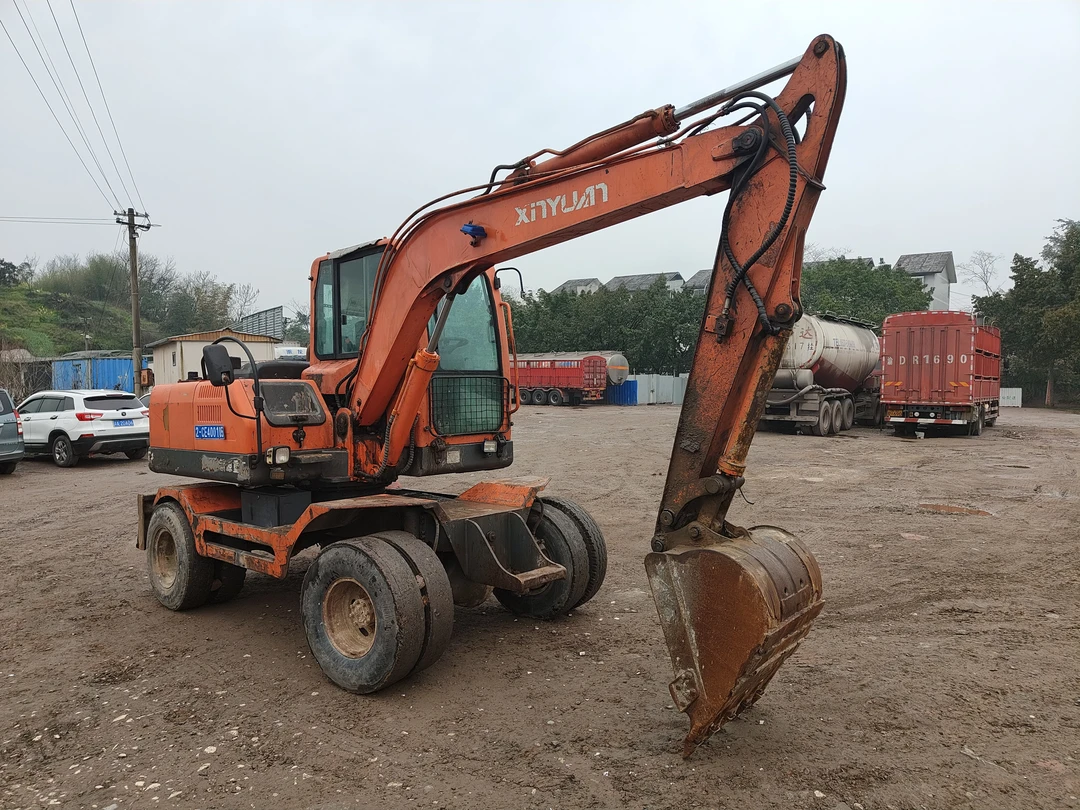 2017年新源重工75W-8