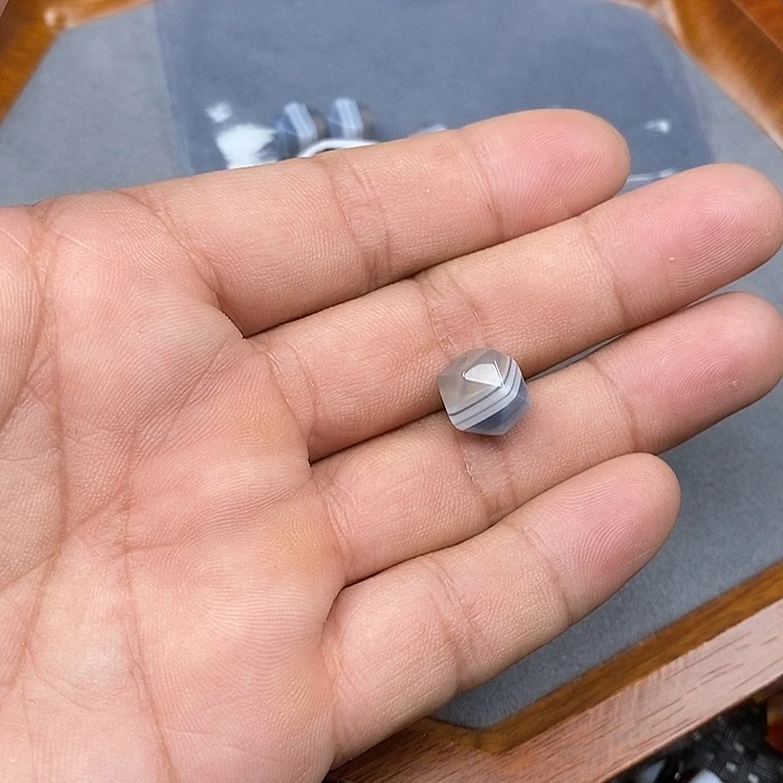 小***r玛瑙/玉髓手链未镶嵌