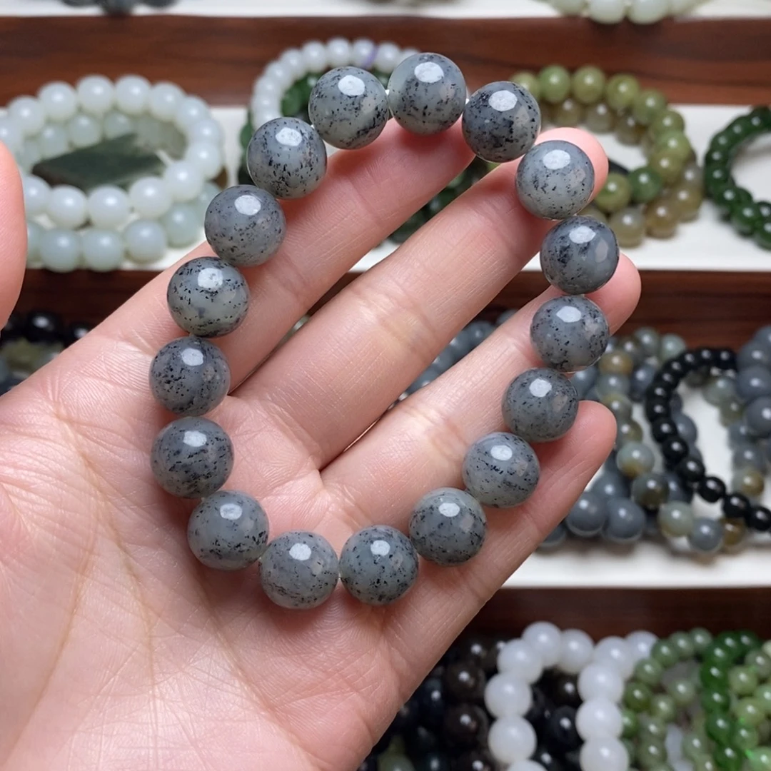 和田玉未镶嵌手串