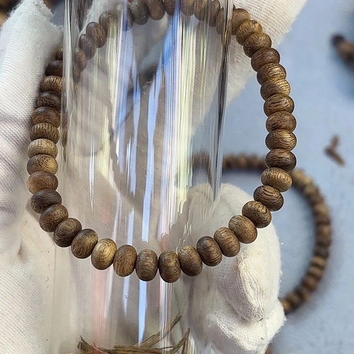 沉香碎屑沉香奇楠沉香虫漏算盘珠多样性发一