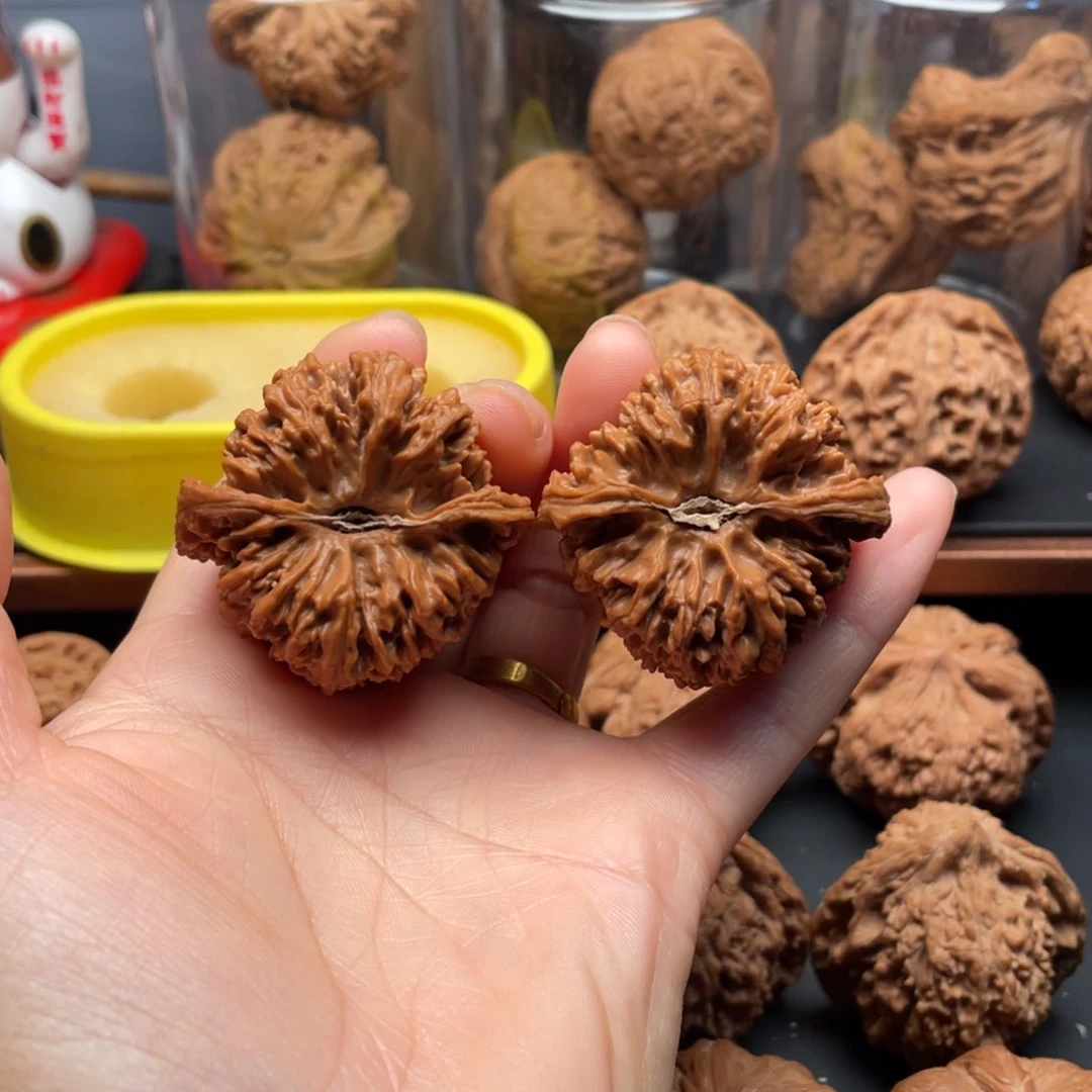 文玩核桃把件握****人满天星