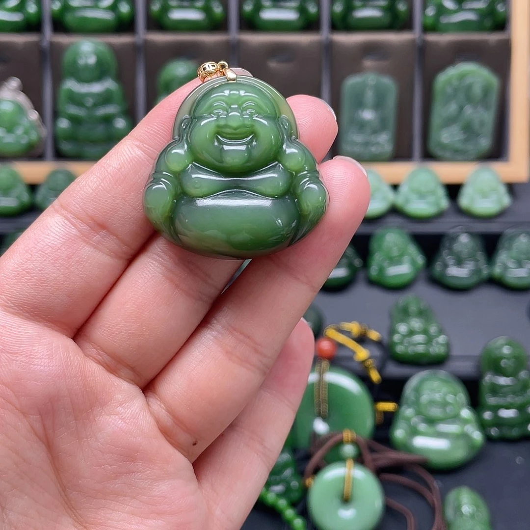 和田玉18K金镶嵌颈饰