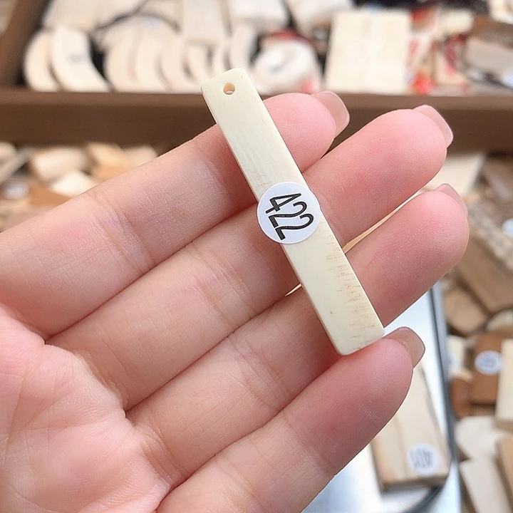 泥塑不打孔联系客服