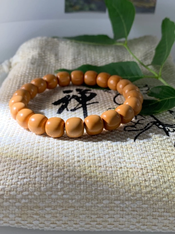 猴头核桃老形直径10左右【无黑点】