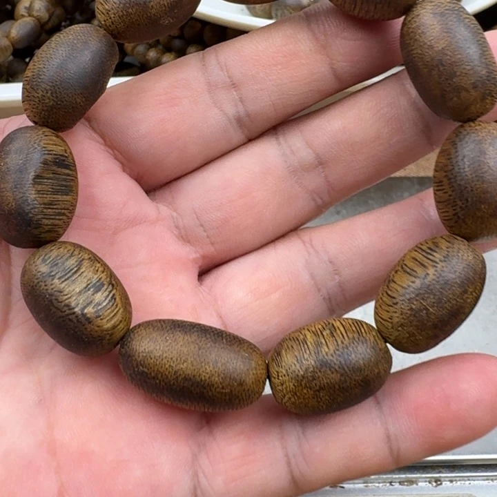 传***奇沉香手串乌身手串14克加
