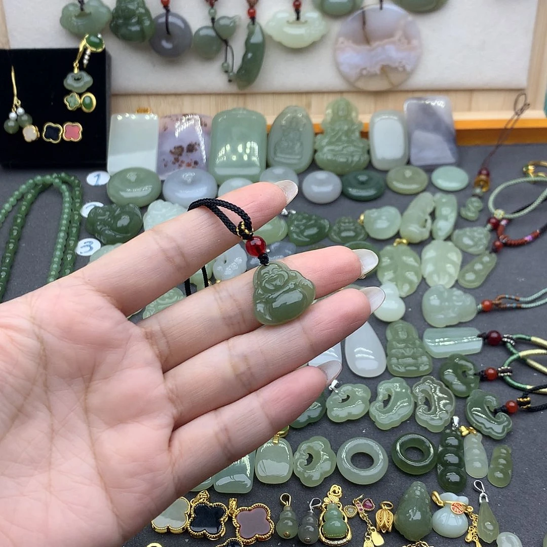 和田玉吊坠(不含链)未镶嵌