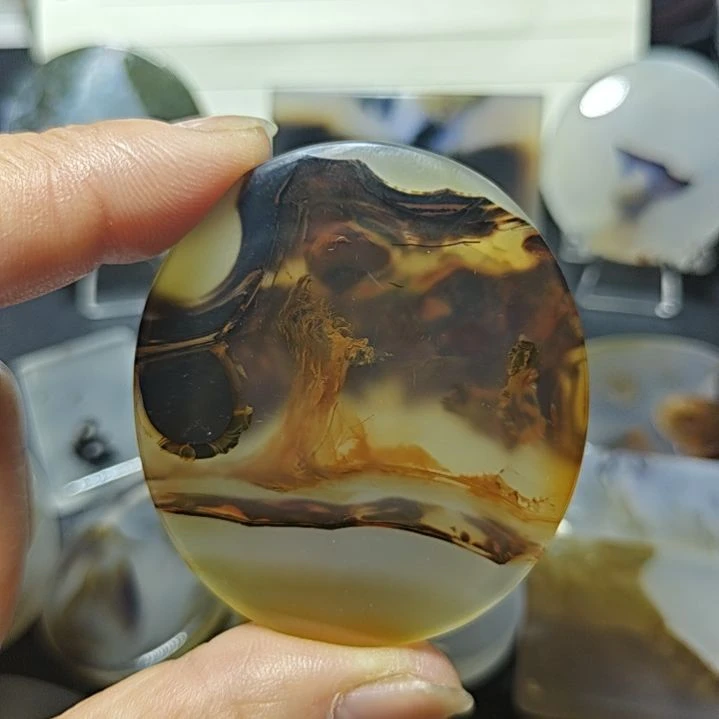 玛瑙/玉髓未镶嵌珠宝奇石