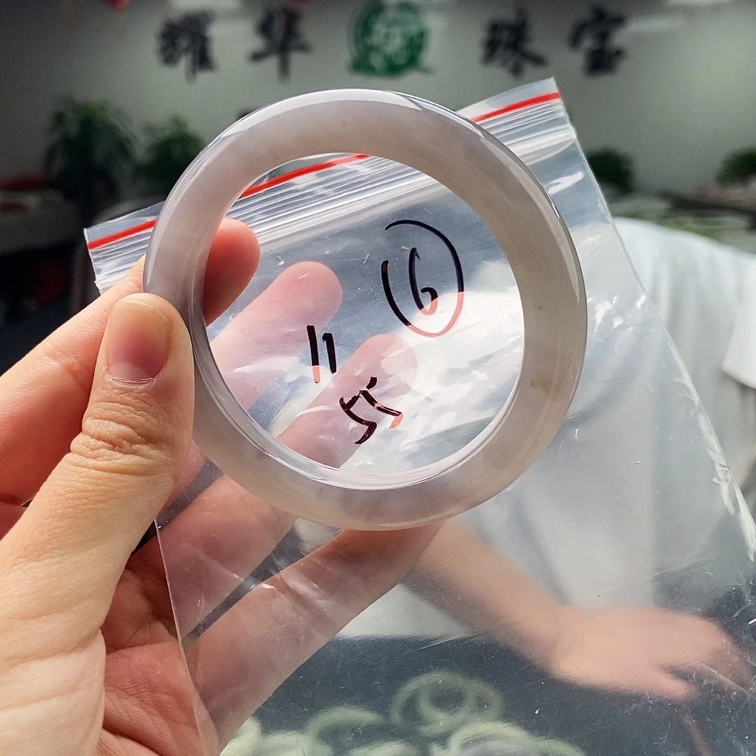 和田玉未镶嵌手镯颜色多样性发拍一发一