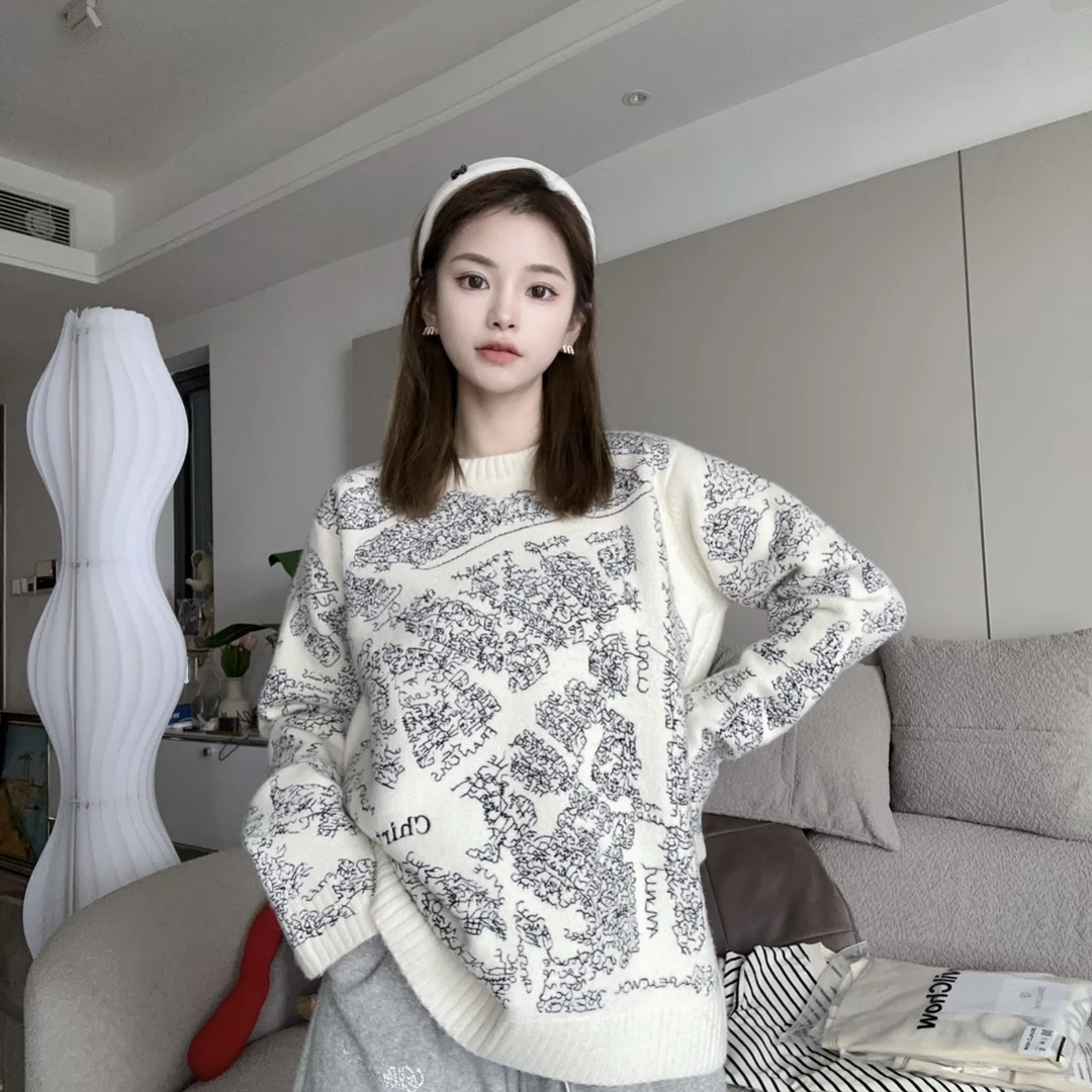 舟舟【青花瓷】毛衣百搭圆领时尚休闲长袖秋冬慵懒风C34