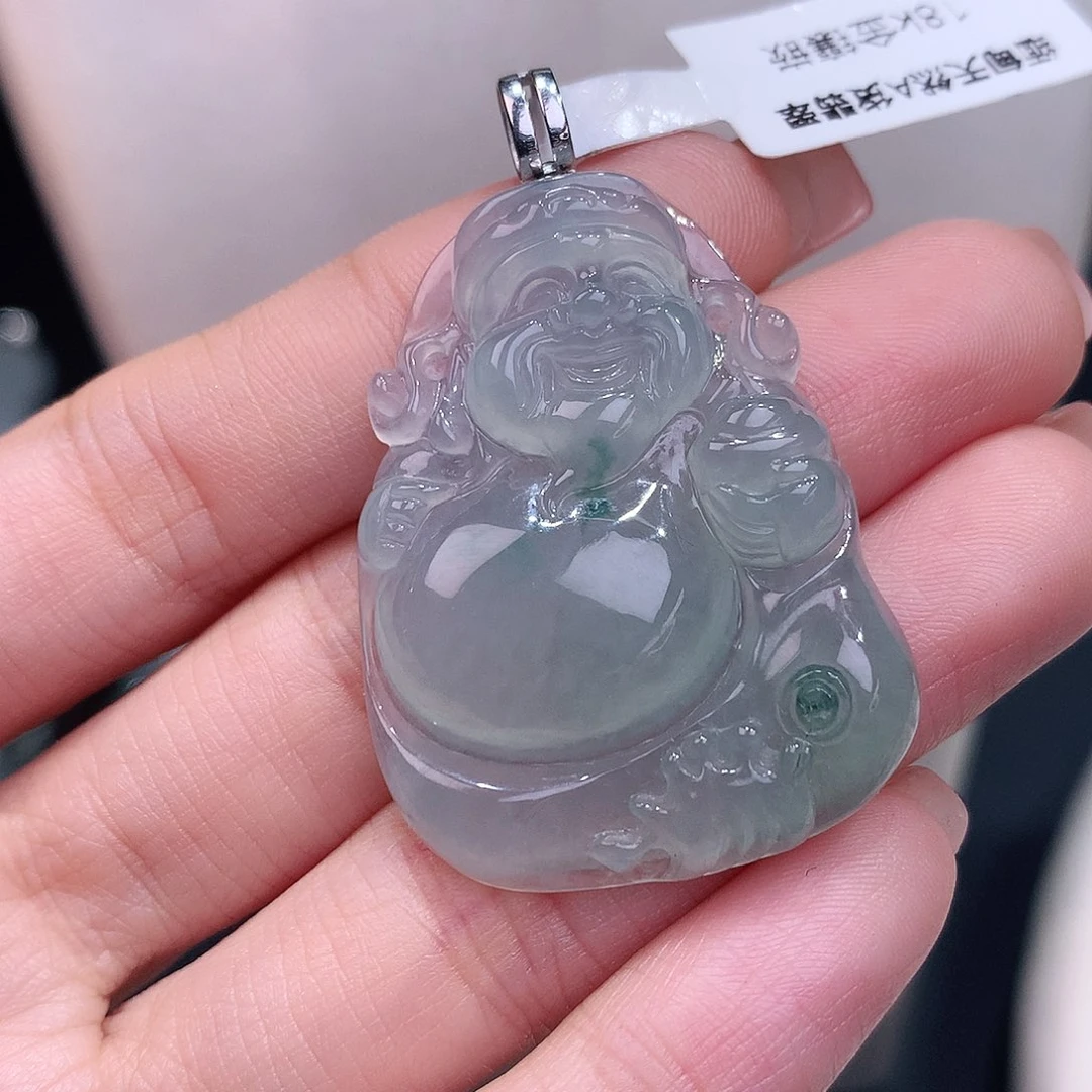 颈饰18K金镶嵌翡翠冰晴底飘花大财爷