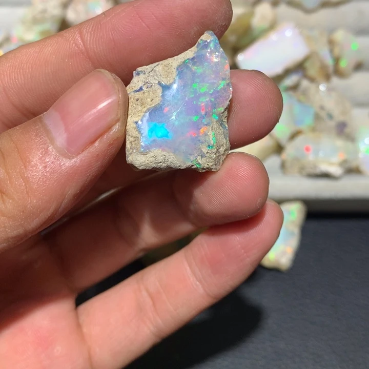 〆***╰欧泊未镶嵌欧泊原石