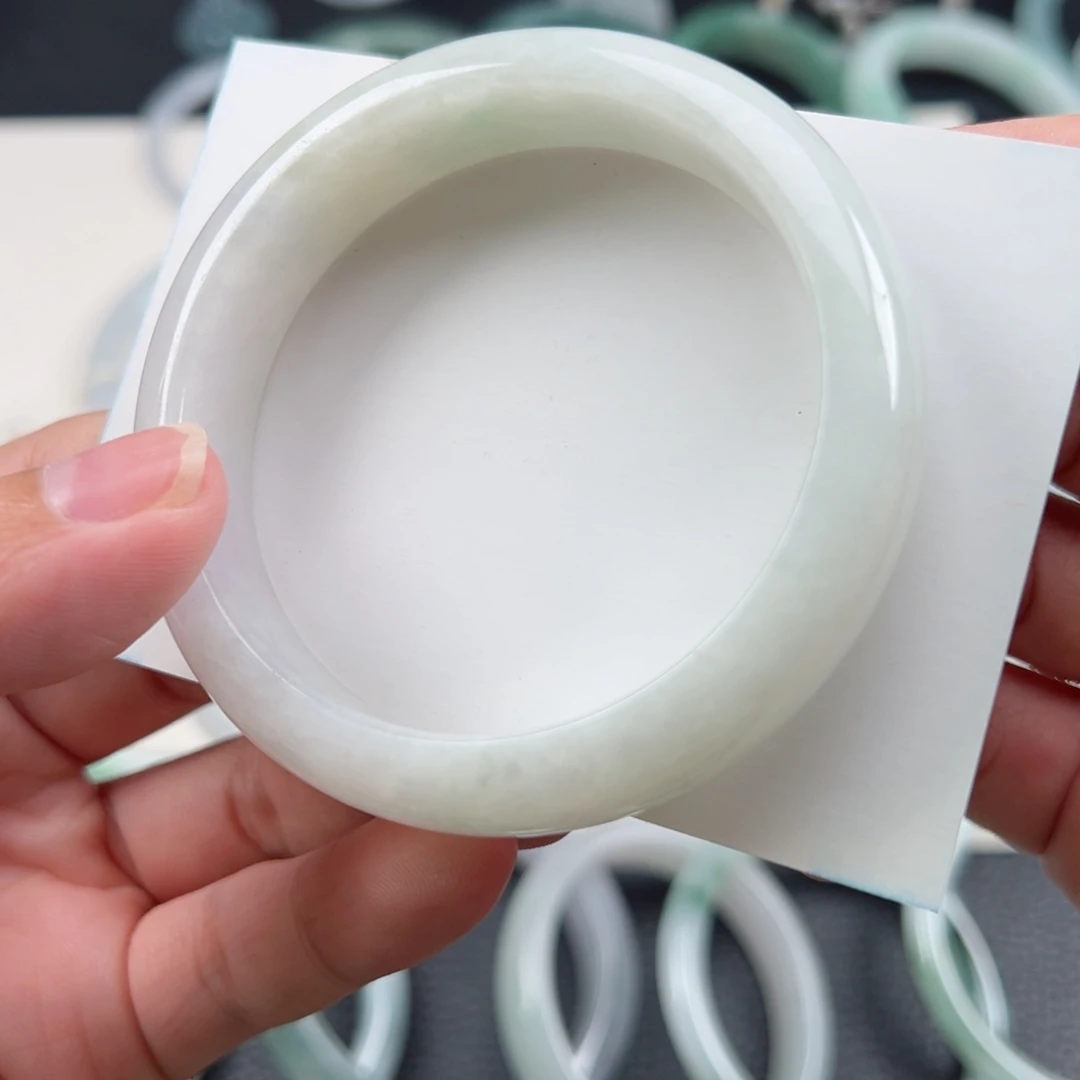 未镶嵌手镯翡翠55.7*14.5*8.0