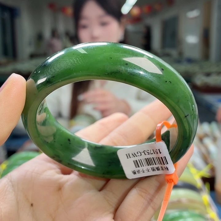 和田玉未镶嵌手镯5657