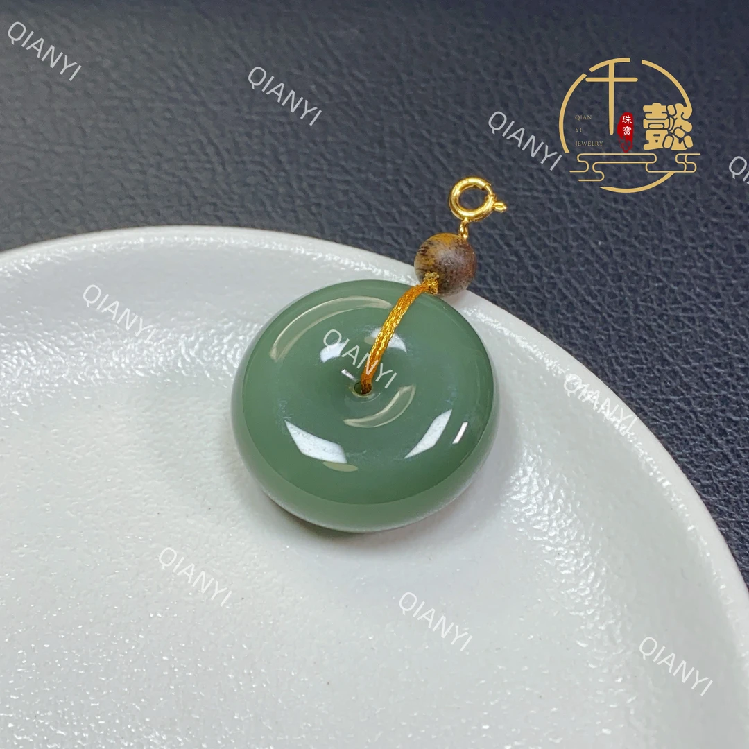 和田玉粉青平安扣颈饰吊坠-收藏