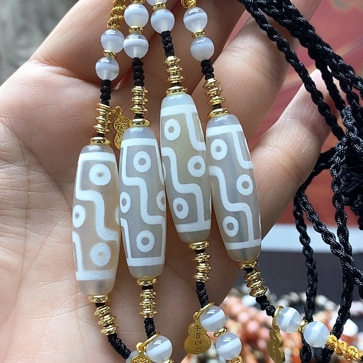 合金颈饰玛瑙/玉髓多样性发其一