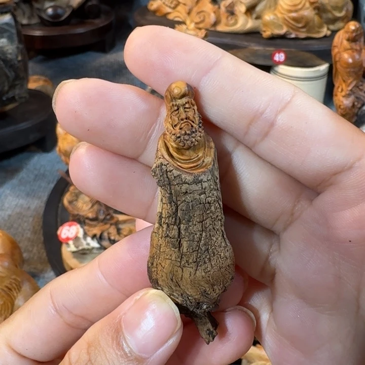 崖柏摆件手把件等