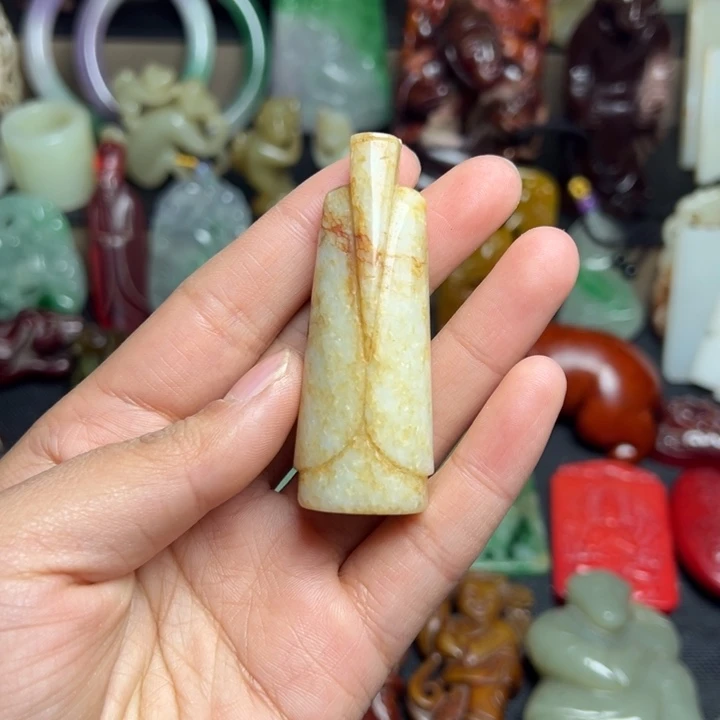 和田玉（糖玉）未镶嵌挂件