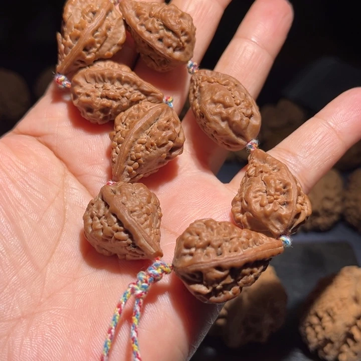 吊坠文玩核桃麒麟角