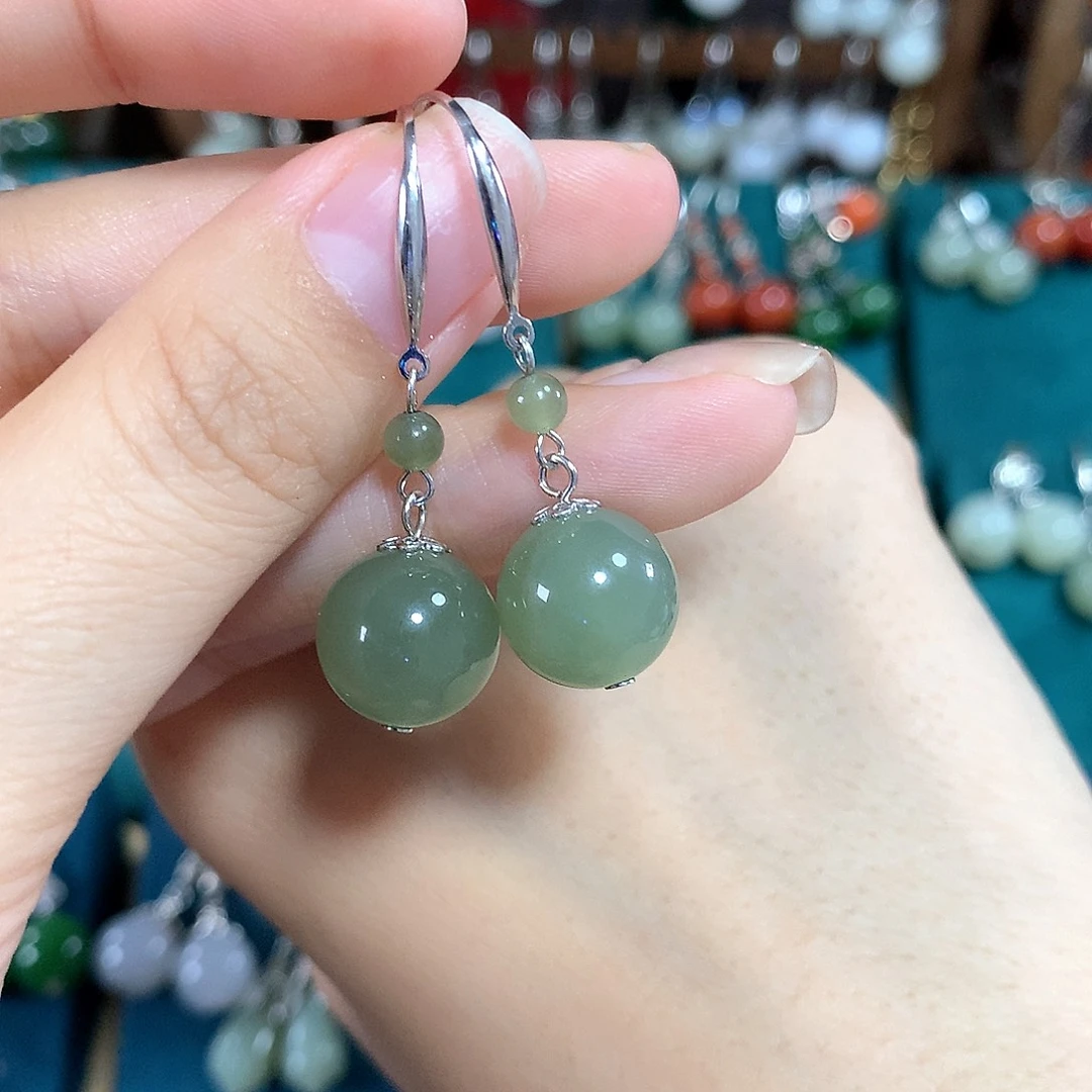 和田玉耳饰银S925镶嵌卡12mm左右晴水绿