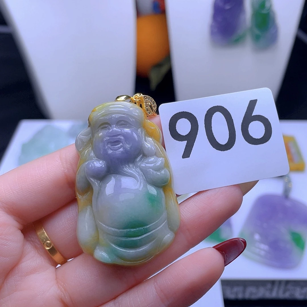 翡翠吊坠(赠链)未镶嵌