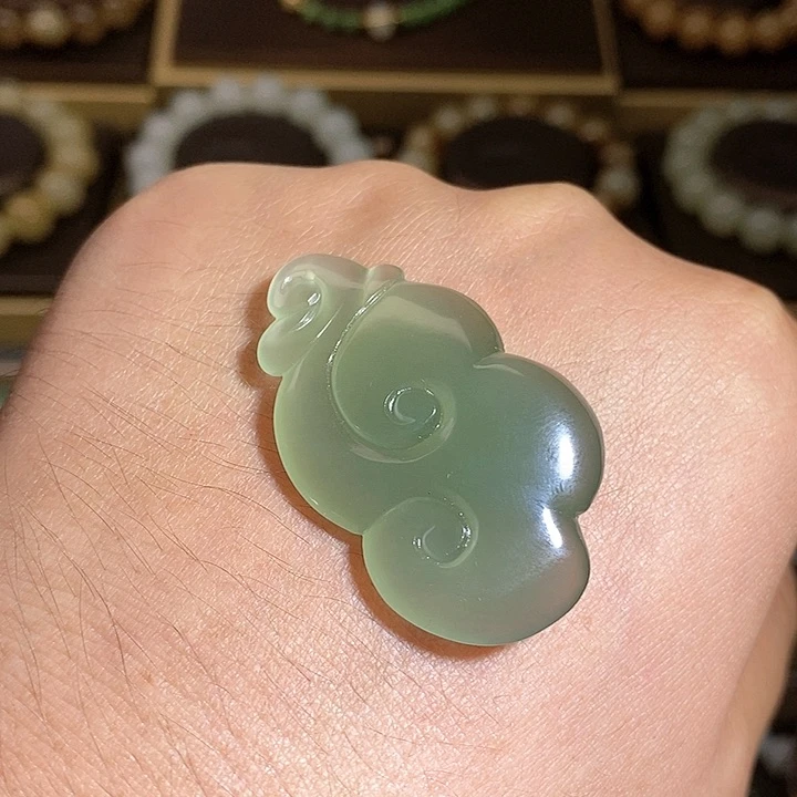 【闪购商品】吊坠(不含链)未镶嵌和田玉