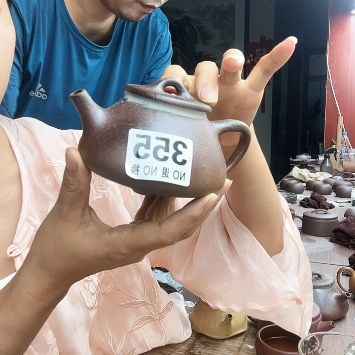 紫砂茶壶降坡泥瑕疵260