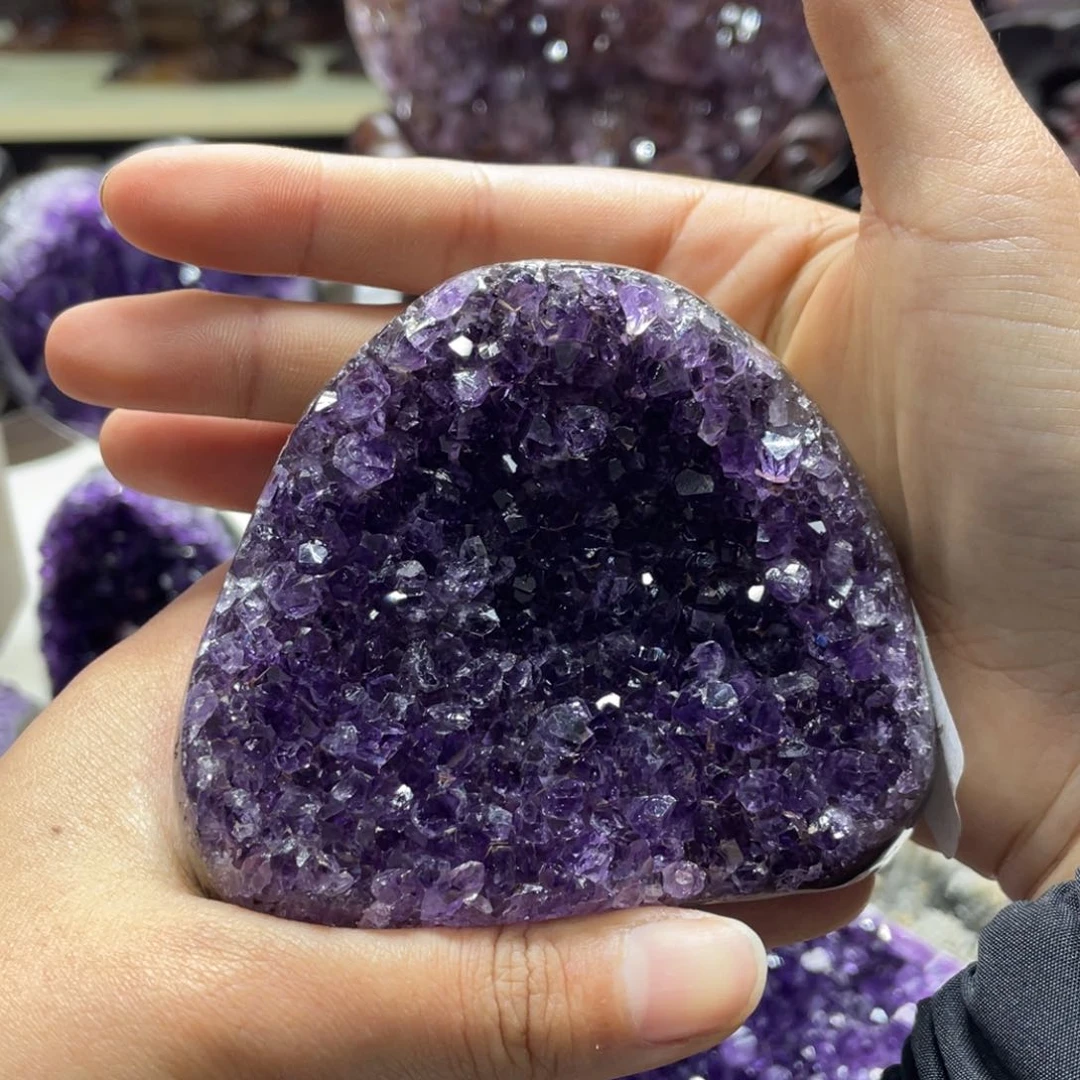 紫晶大型摆件（非配饰）未镶嵌