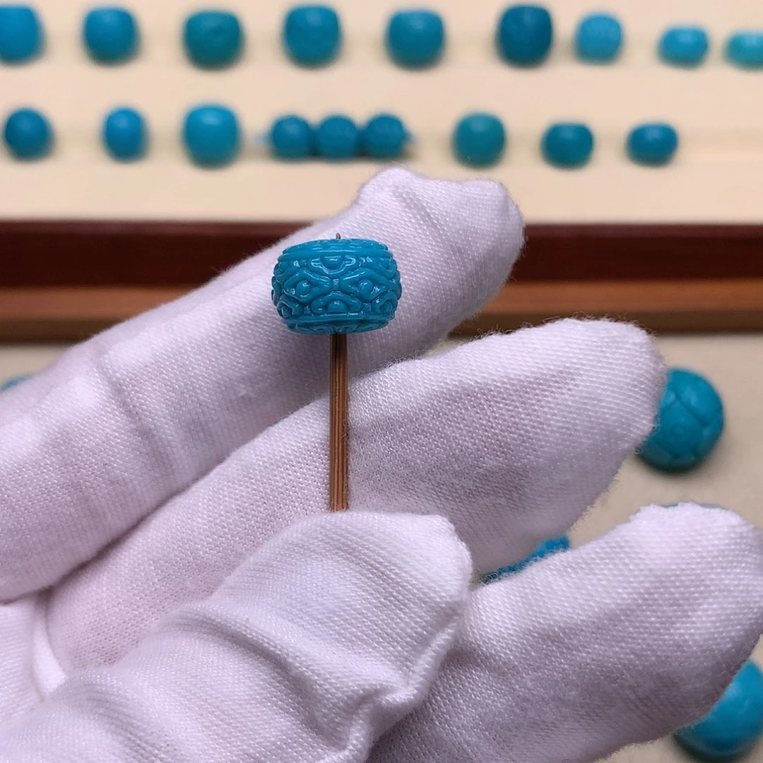 绿松石未镶嵌天然原矿绿松石云纹11.8