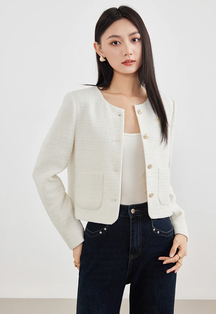 爱客9月新品法式小香风甜美短款外套RL25334W003