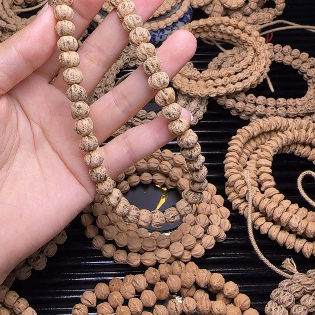 柏香籽/百香籽手串猫*