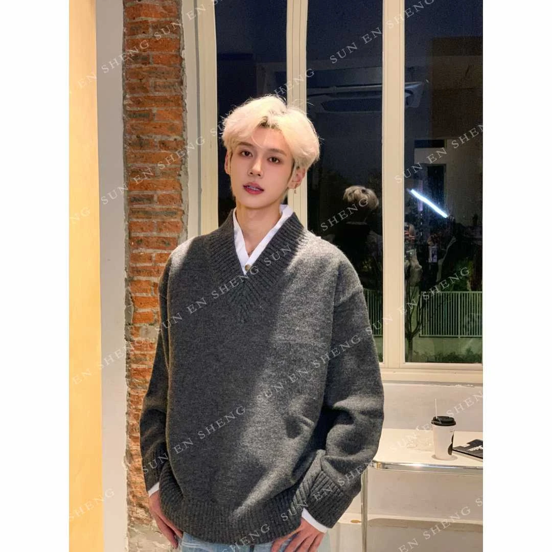 孙恩盛【店主自留】假两件V领纯色套头针织衫长袖男慵懒风百搭毛衣