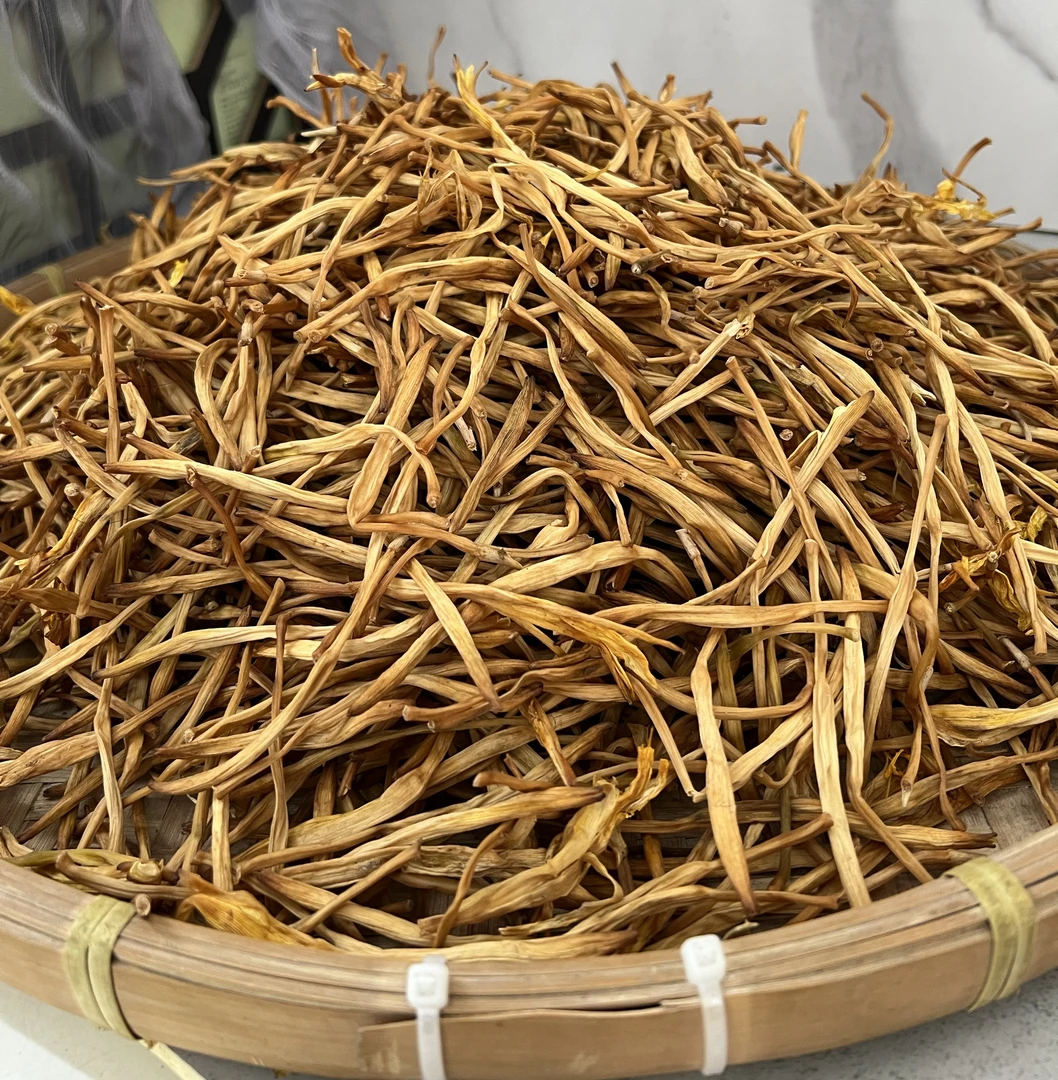 助农专属 文成农家自晒黄花菜干拒绝烘烤每一朵都是花蕊晒出来的