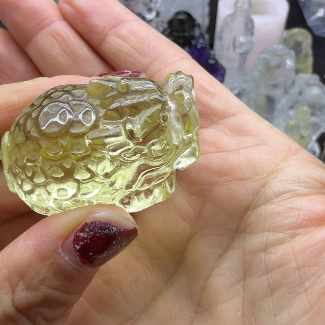 未镶嵌水晶珠宝半成品