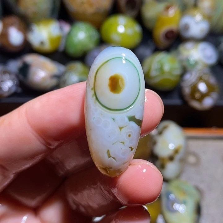 未镶嵌玛瑙/玉髓珠宝半成品91