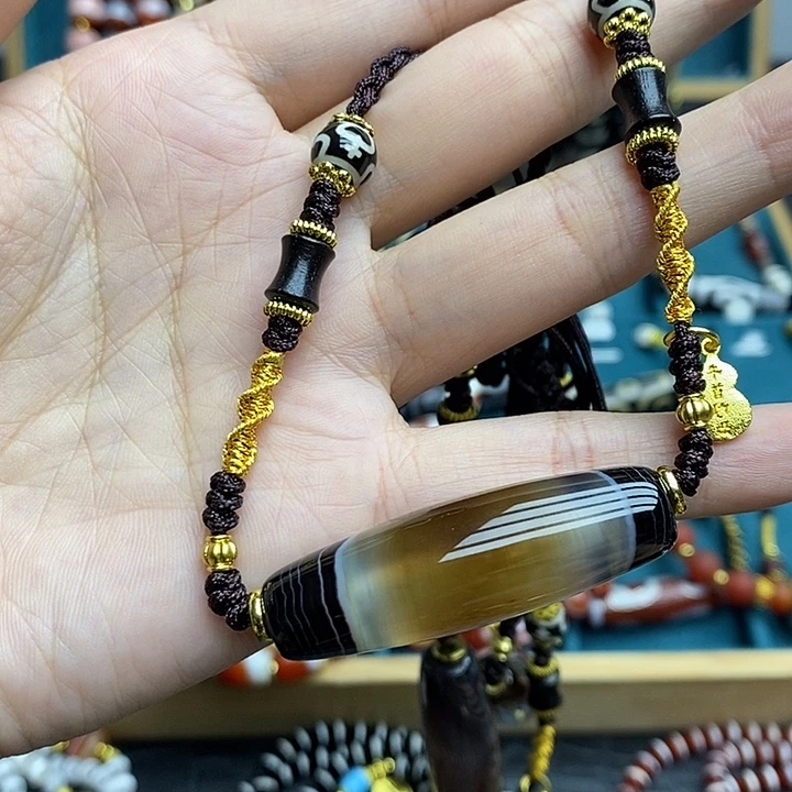 玛瑙/玉髓合金颈饰